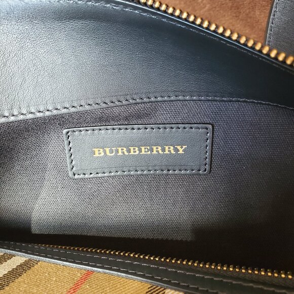 Burberry Calfskin Vintage Check Kingswood Achly Diaper /toteBag Black - Picture 10 of 11